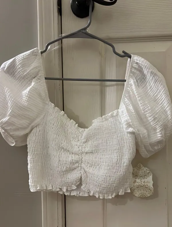 Altar'd State White Puffy Sleeve Cropped Top - Image 2