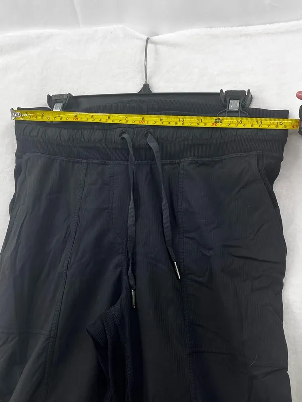Lululemon Women's Black Jogger Pants 090 - Image 7