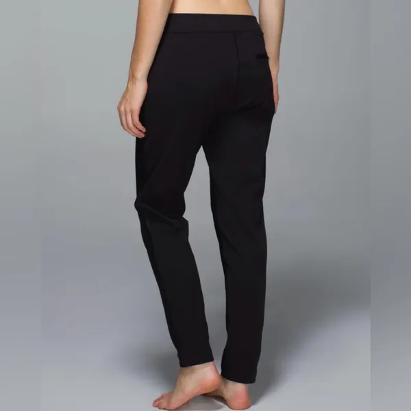 Lululemon Black Shine Elastic Waist Slim Leg Trouser Pants Size 4 - Image 2