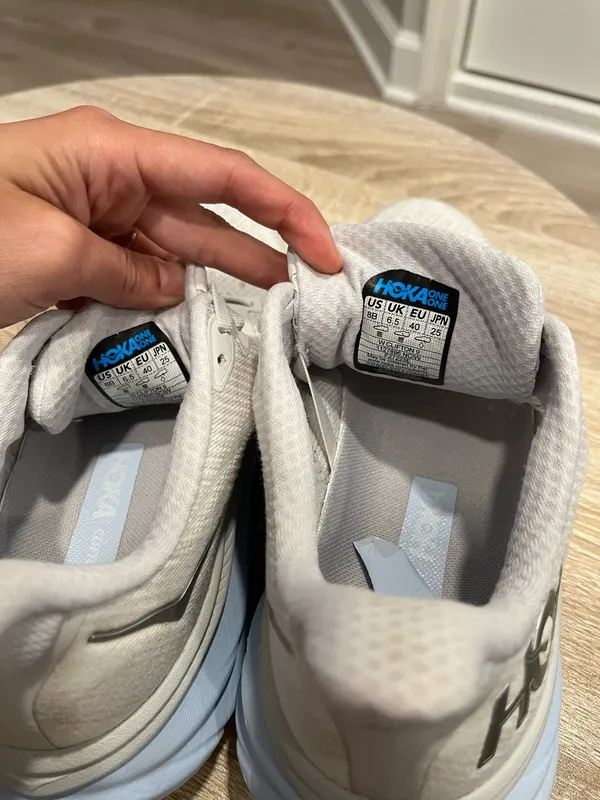 Hoka Women’s Clifton 9 Running Shoes - Image 7