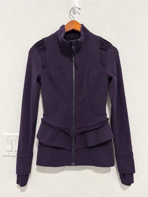 Lululemon City To Yoga Define Jacket in Deep Purple Sz 6 - Image 2