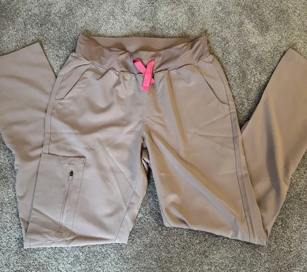 Scrub Set Tan - Image 5