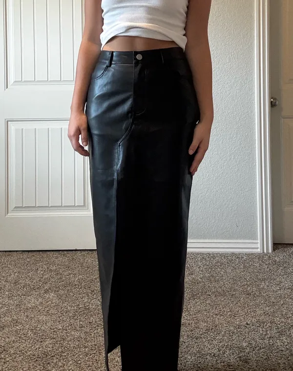 Impressions Black Leather Skirt - Image 4