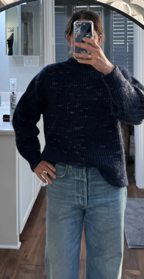Varley Oversized Sweater - Image 4