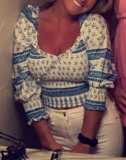 Blue And White Longsleeve Blouse - Image 5