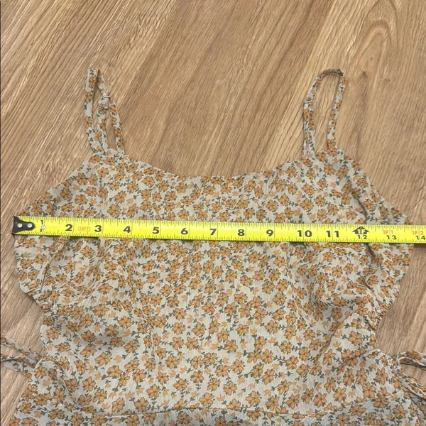 Illa Illa Small Tan & Orange Ditsy Floral Print Chiffon Tank Top Cutouts Strappy - Image 2