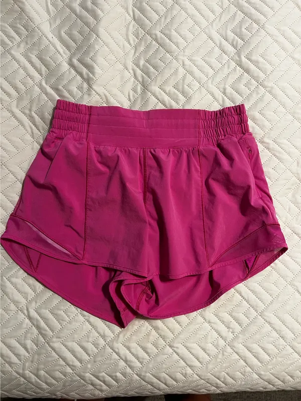 Lululemon Hotty Hot Shorts 2.5" - Image 2
