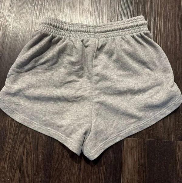 H&M Sweatshorts - Image 2