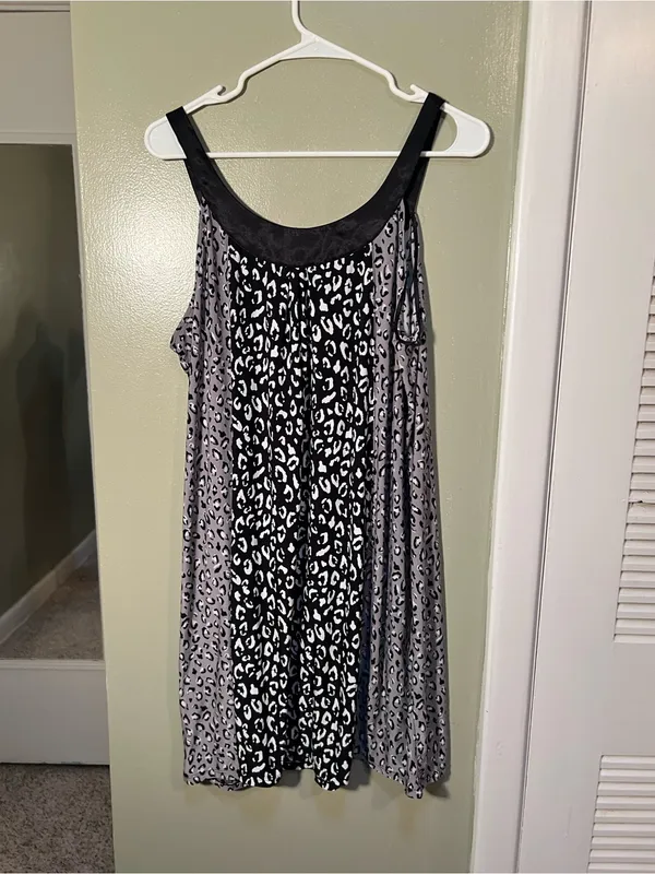 Alfani Intimates Women’s Size XL Sleeveless Nightgown Dress Gray Black Animal - Image 5
