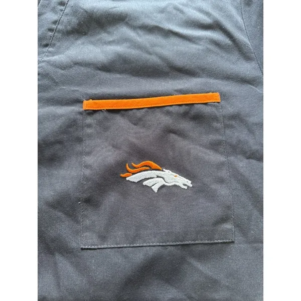 NFL‎ Team Apparel Broncos XL Nursing Scrub Top Medical Polyester Blend Football - Image 6