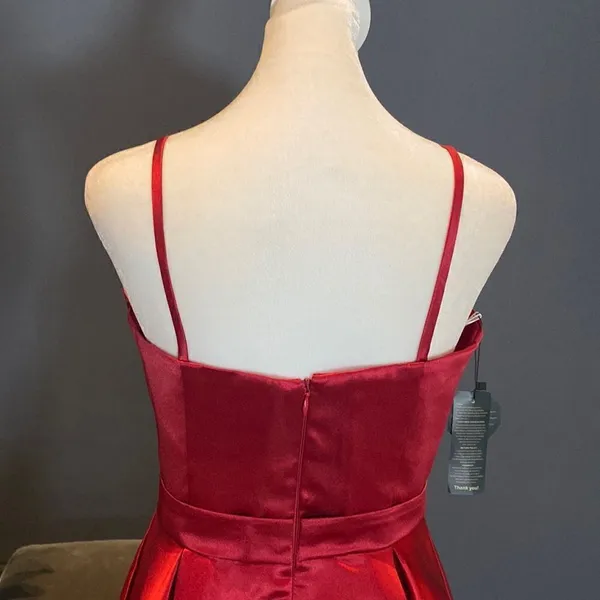 Women’s Short Red Satin Prom Party Homecoming Dress Zip Up Back Size 2 NWT - Image 5