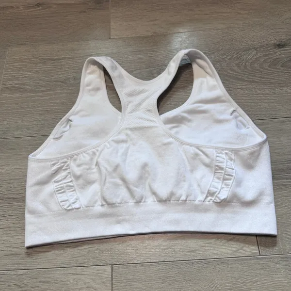 Truekind Daily Comfort Seamless Wireless Shaper Bra White Racerback Large L - Image 2