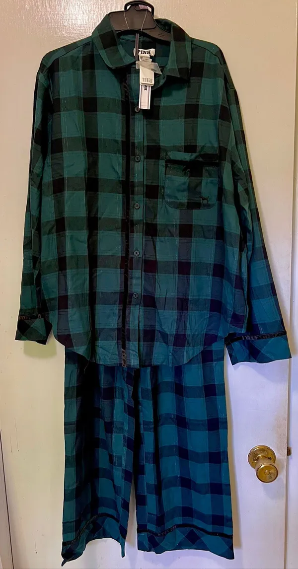 Victorias Secret Pink Pajamas Sz M Flannel Forrest Green Black Plaid Cotton NWT - Image 2