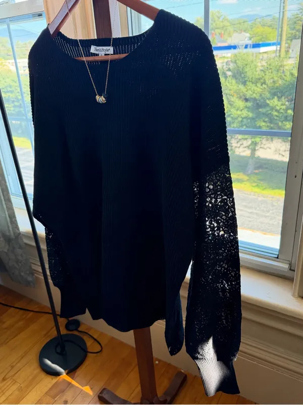 Black Lace-Sleeve Women's Sweater - Image 4
