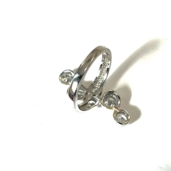 Silver tone rhinestone ring Silver - Image 6