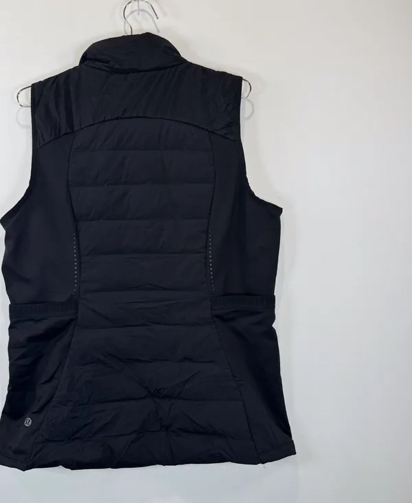Lululemon Women Vest True Black Goose Down For It All Puffer Outdoor Size 14 - Image 9