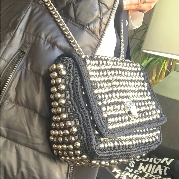 Authentic KURT GEIGER LONDON SILVERSTONE STUDS CROCHETED/LEATHER FLAP CROSSBODY - Image 6