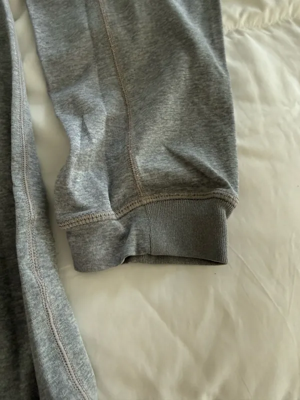 Nike Jordan Air Jordan long sleeve shirt - Image 3