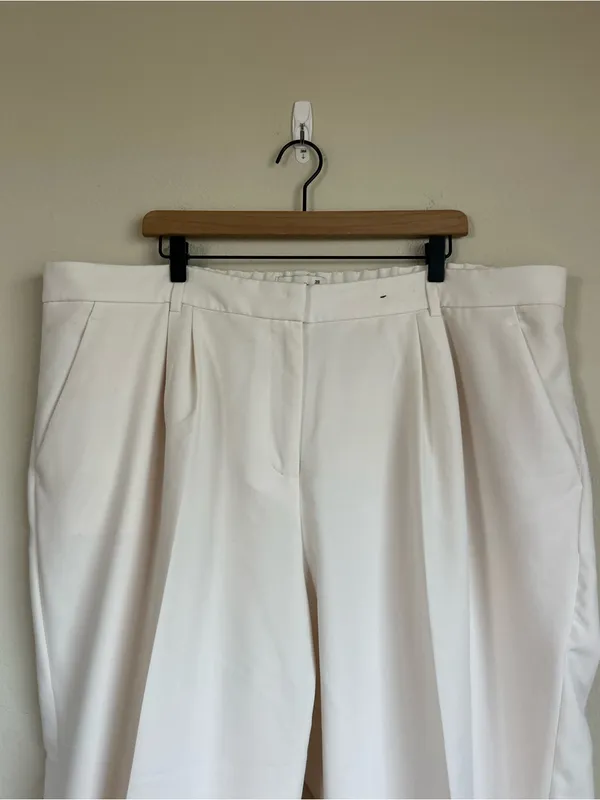Abercrombie & Fitch Curve Love Tailored Wide Leg Crop Pants - Image 3