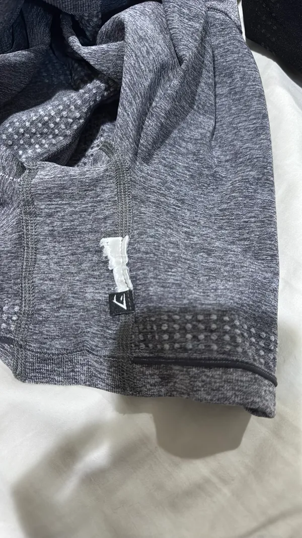 Gymshark shorts - Image 3