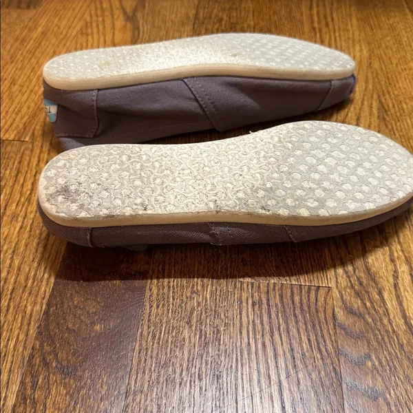TOMS Gray Classic Canvas Slip-Ons - Image 10