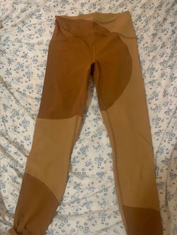 Lululemon Nulu Patterned Leggings - Image 4