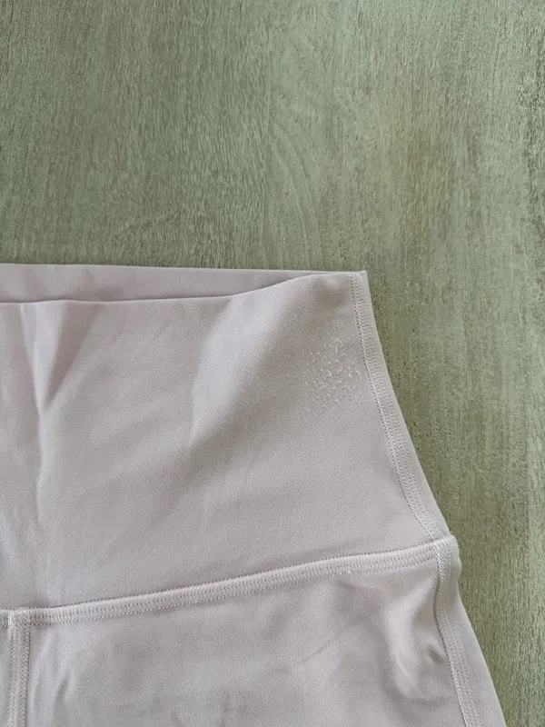 Lululemon flush pink align shorts - Image 3