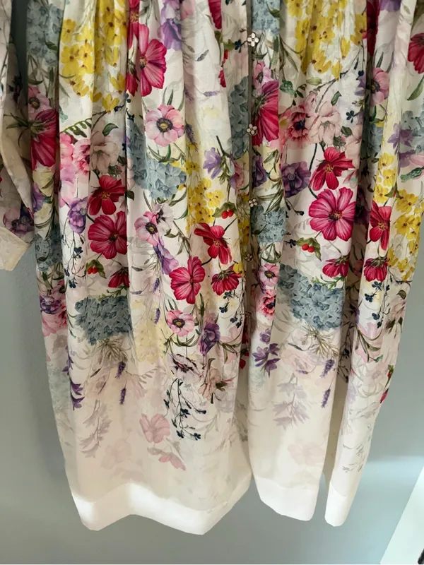 White Floral Midi Dress with Lace Trimmings & Flower Buttons - Image 4
