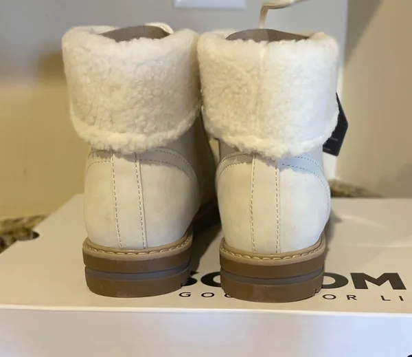 Sonoma Winter Women Boots - Image 8