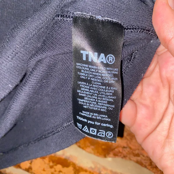 Aritzia TNA Black HomeStretch Rib Tune Waist Crop T-Shirt Women's Size 2XS - Image 6