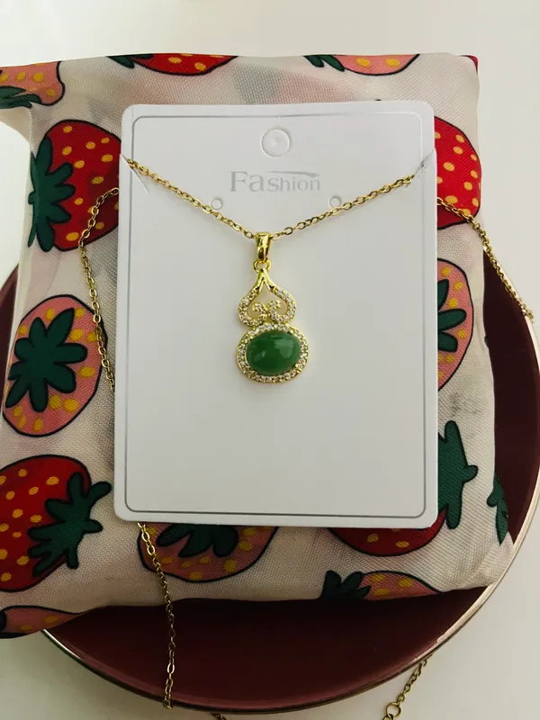 18K Gold good luck sweet and cool necklace - Image 5