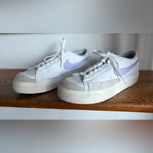 Nike Blazer White and Purple Sneakers‎ Size 11 Very Gently Used - Image 3