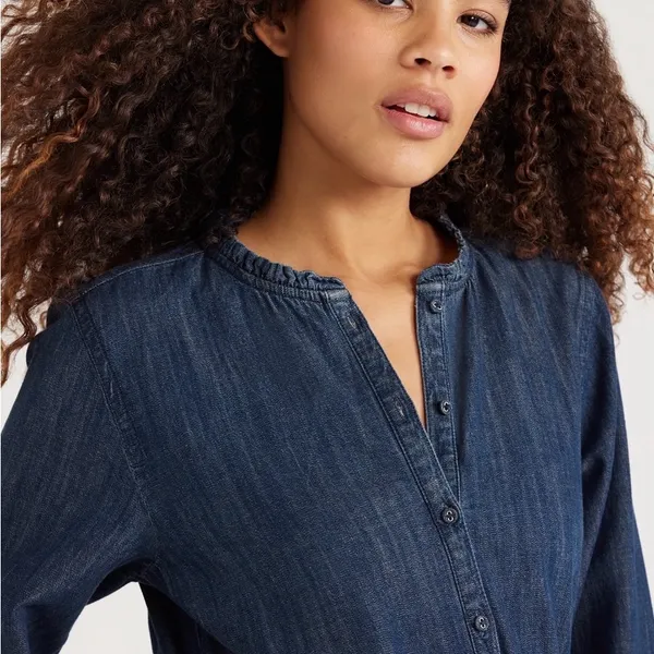 Free Assembly Women’s Denim Ruffle Neck Mini Dress - Image 4