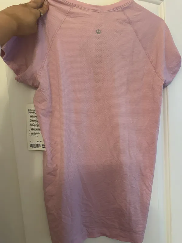 Lululemon Swiftly Tech Short Sleeve 2.0 - Image 4