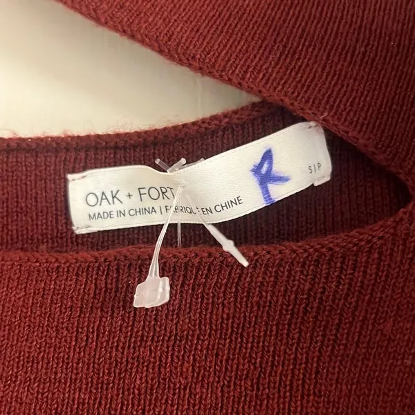 ✨Oak + Fort Cutout Maroon Sz Small Sweater✨ Red - Image 6