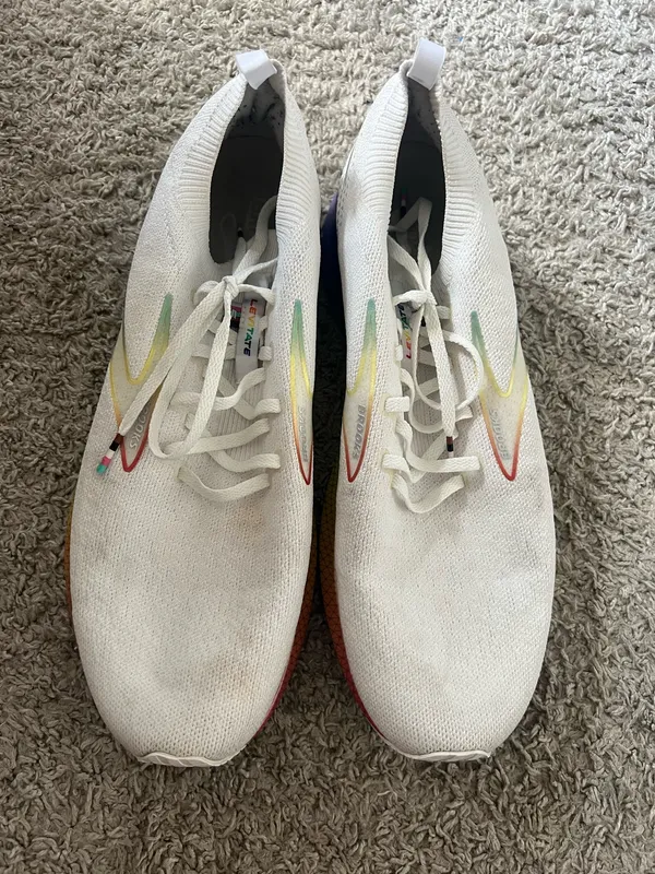 Brooks Running Shoes - Image 2
