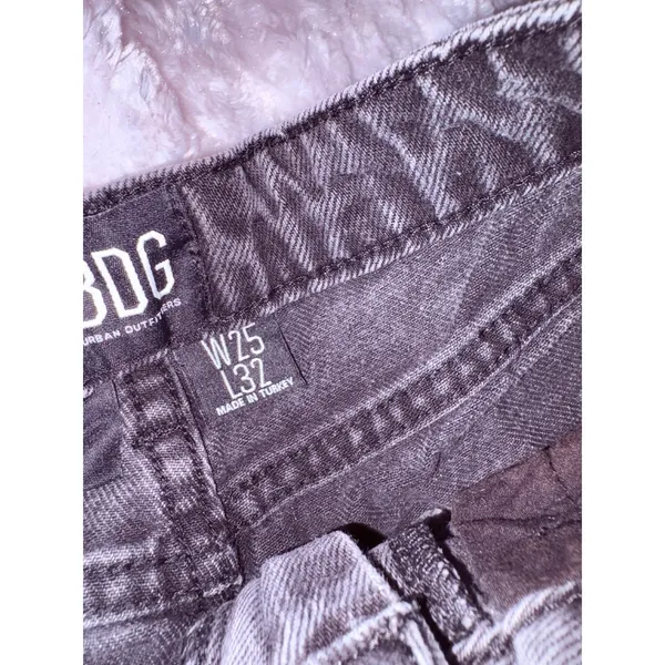 BDG Urban Outfitters Black Distressed Denim Mom Skirt Frayed‎ Hem Size W25 L32 - Image 8