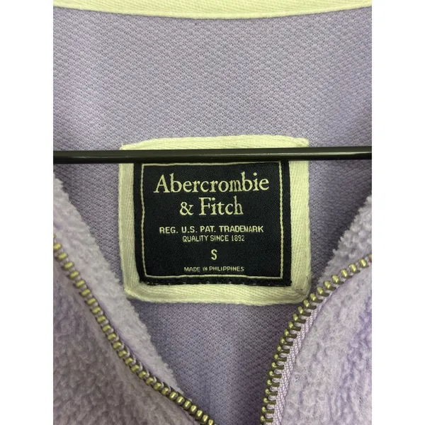 Abercrombie & Fitch Sherpa Half Zip PullOver Sweatshirt Purple White Size Small - Image 3