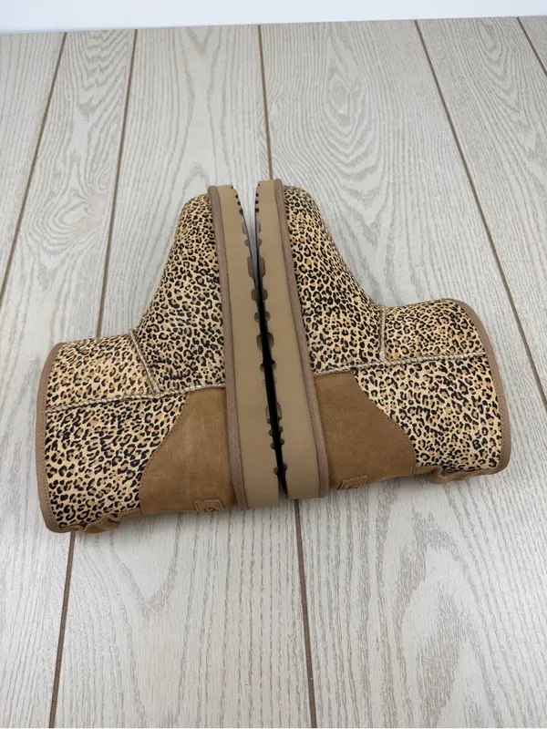 UGG Womens Classic Mini Speckles Boots US10 Chestnut w/ Black $170 - Image 4