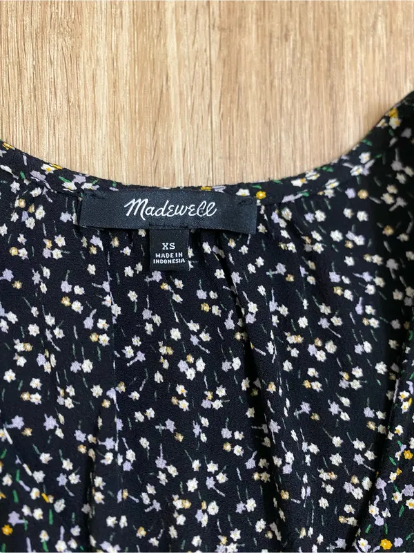 Madewell Black Floral V-Neck Peplum Top - Image 3
