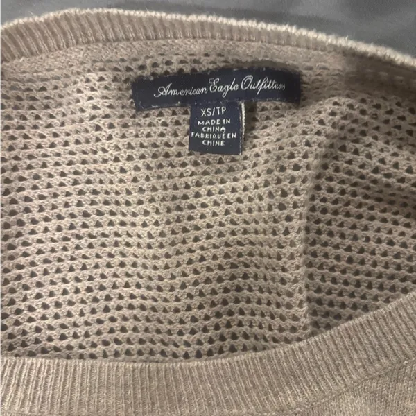 American Eagle Gray Sweater Mesh Back. Size XS. - Image 4