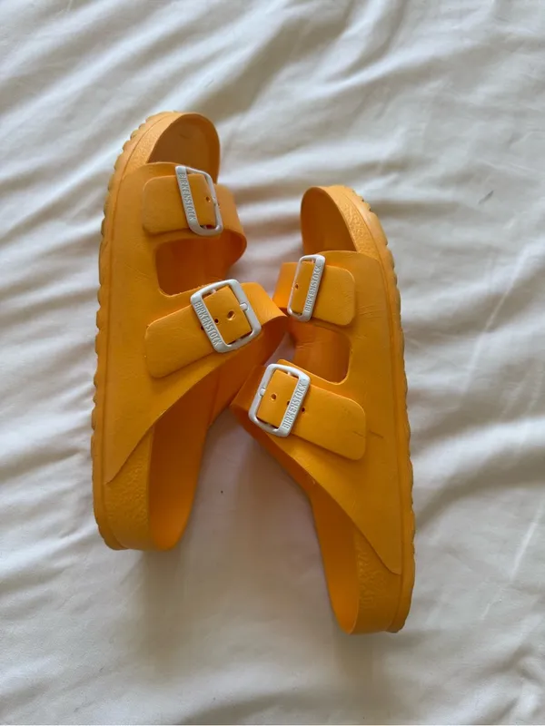 Birkenstock | Unisex Arizona EVA Sandals in Mustard Yellow | 41 | L10 M8 - Image 2