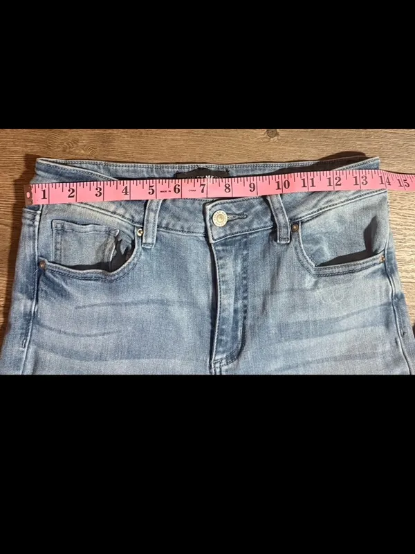 Ashley Mason embroidered flare legged jeans. Size 5/27" - Image 7