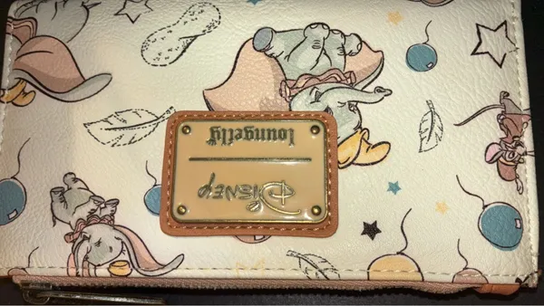 Loungefly Disney Wallet dumbo - Image 7