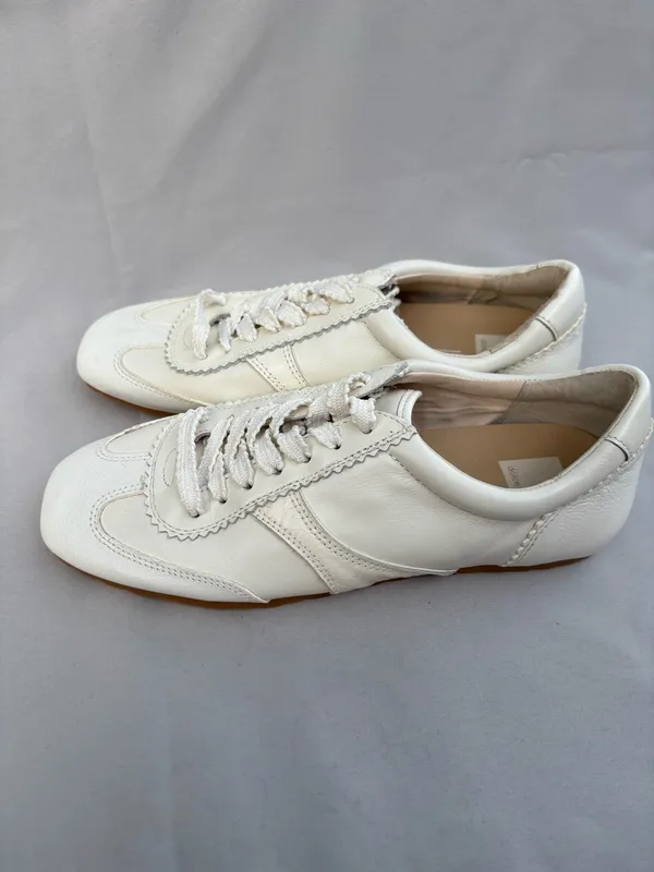 Dolce Vita Women’s White Leather Lace-Up Sneakers Size 9 – Retro Casual - Image 5