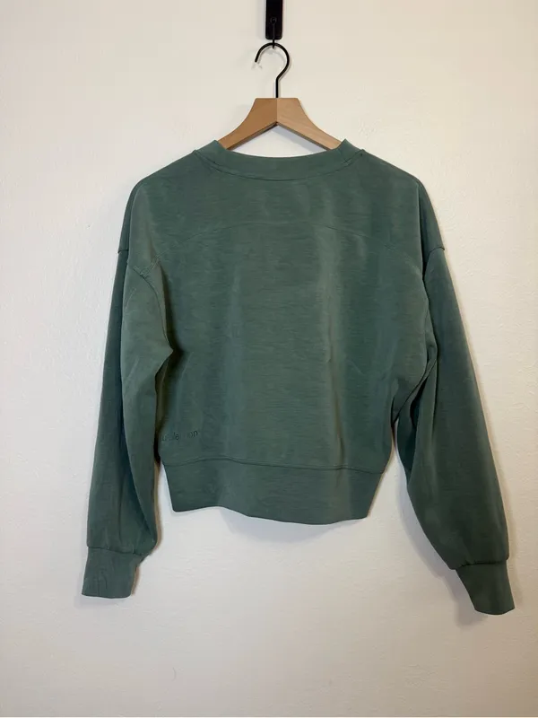 Lululemon Softstreme Perfectly Oversized Cropped Crew Medium Forest - Image 3