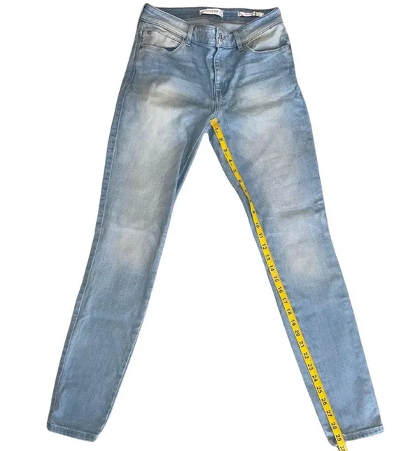 GUESS Sexy Curve Skinny Jeans Size 27 - Image 8