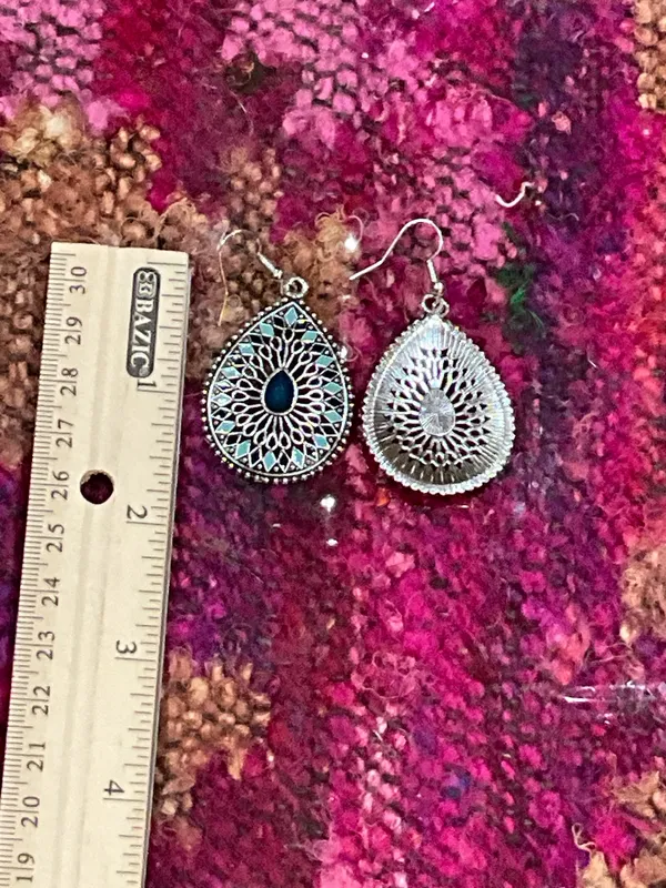 Elegant Silver and Blue Teardrop Earrings - Image 6