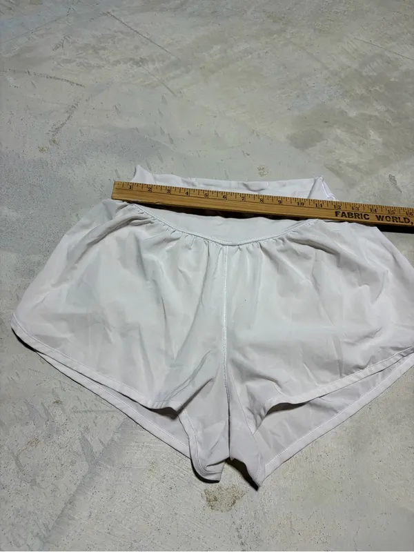 Aerie offline cream Athletic Shorts small - Image 5