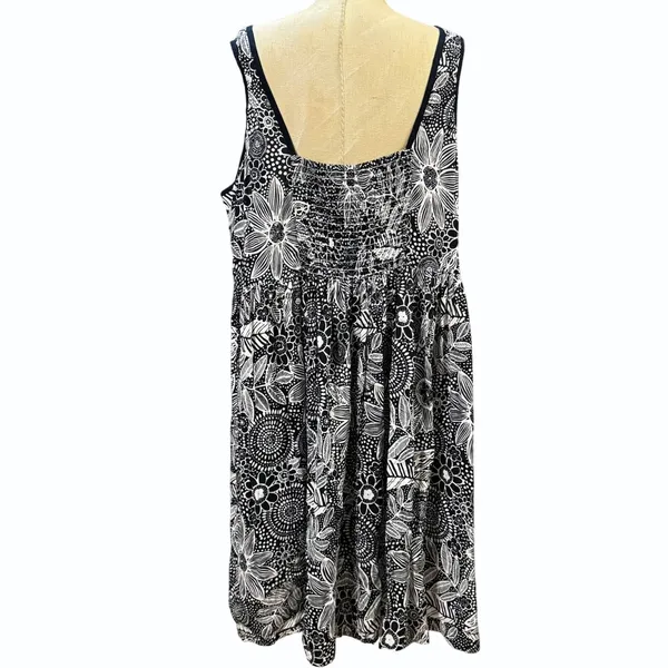Lola P 2X Black White Floral Beaded Sleeveless‎ Cotton Dress Midi Bohemian Indie - Image 5